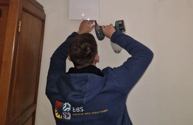 a-la-recherche-dune-entreprise-de-clim-vous-etes-au-bon-endroit-energie-bati-solutions-entreprise-climatisation-lyon